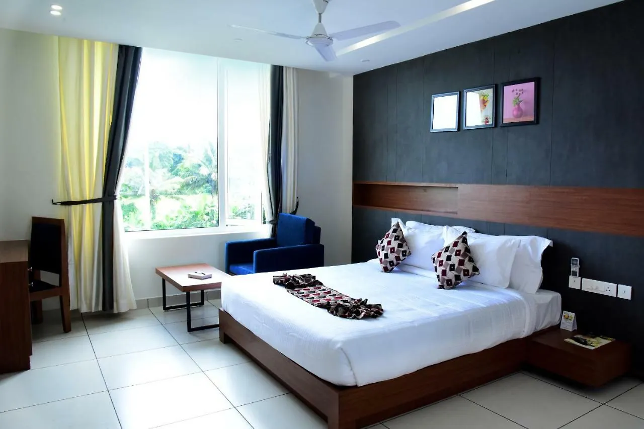 Hotel Jaas Continental Edappal 4*,  Ινδία